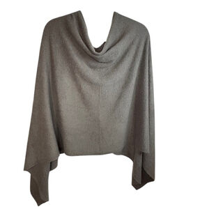 BAREFOOT DREAMS Women's CozyChic Lite Poncho One Size Gray